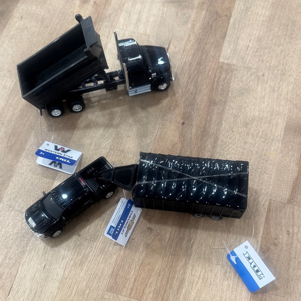 ERTL Truck and Trailer Lot